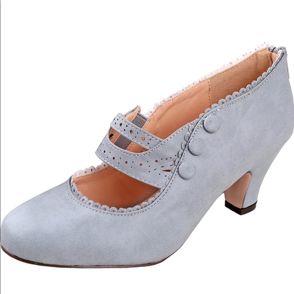 Chase + Chloe Shoes - 🧡 Chase & Chloe Closed Toe Mary Jane Vintage Heels Gray